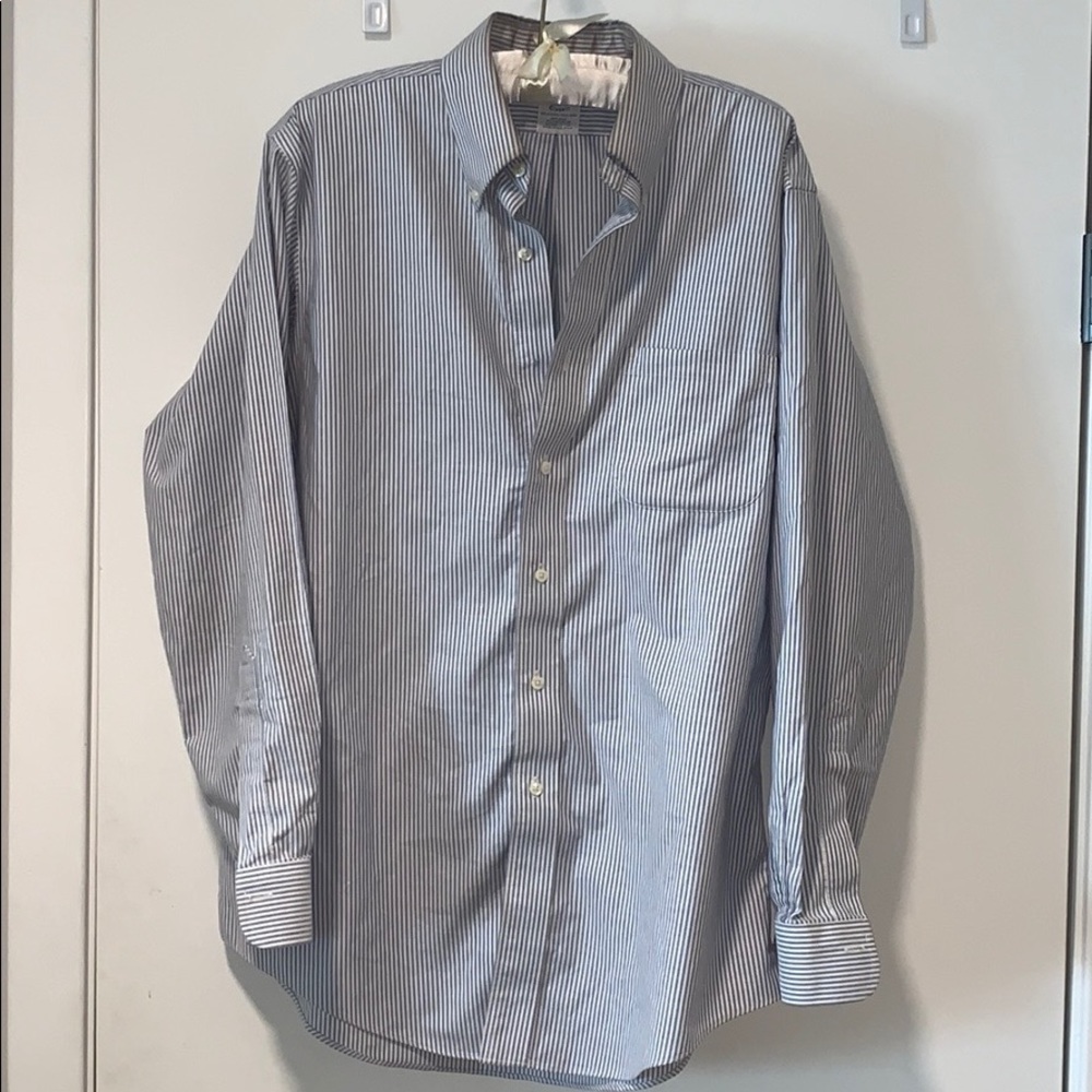 BrooksCool® Classic-Fit Dress Shirt Non-Iron - Picture 2 of 8
